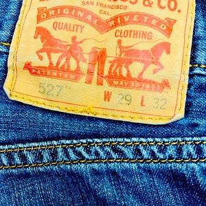 Levi Jeans curvy women’s boot 🥾 cut